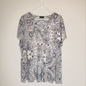 Size 18/20 Lane Bryant Short Sleeve tee
